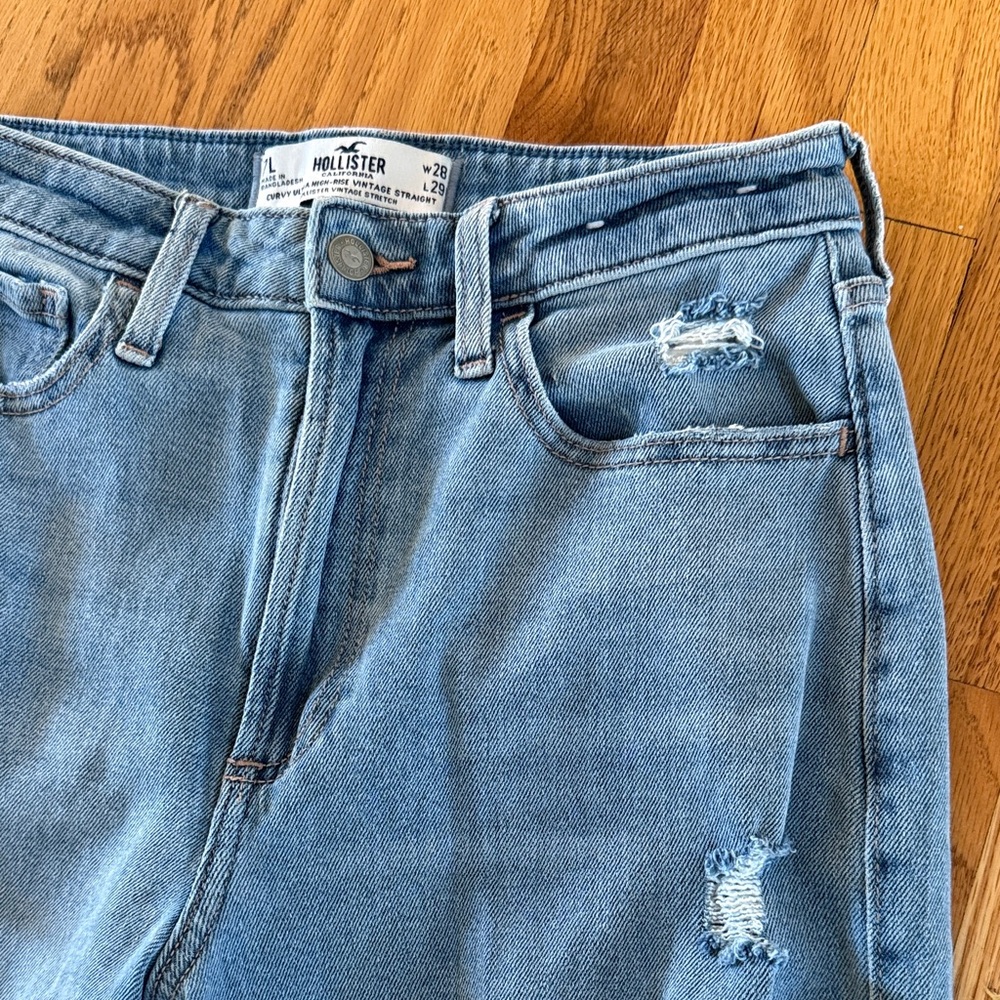 HOLLISTER Curvy Ultra-High Rise Vintage Straight Denim Jeans, Size 7L w28 l29